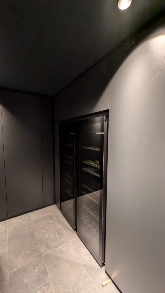 weinkühlschrank innenausbau